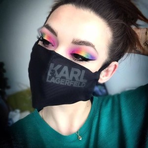 MASECZKA OCHRONNA Z LOGO KARL 