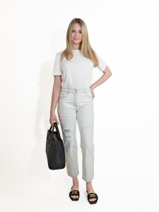 ELISABETTA FRANCHI  - JEANSY Z DETALAMI W STYLU DESTROYED