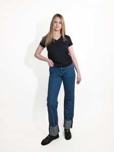 KARL LAGERFELD - T-SHIRT Z DŻETAMI I DEKOLTEM W SZPIC